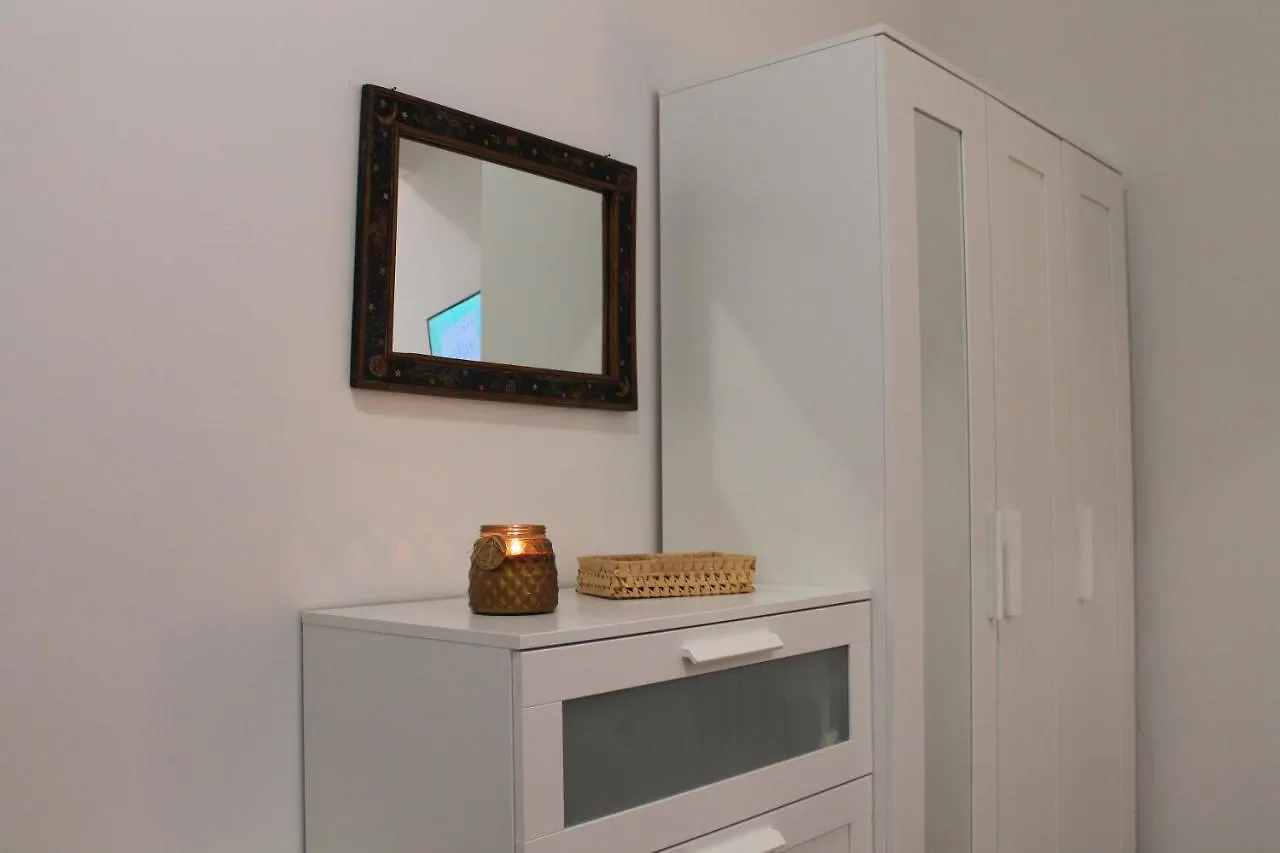 Apartment Ciao Belli Flat City Centre And Parking - Appartamento Centrale Con Posto Auto Bergamo Italy